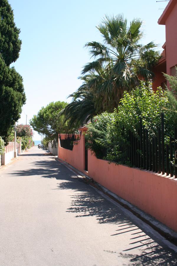 Casa Vacanza Appartamenti Al Mare Capoterra Exterior foto
