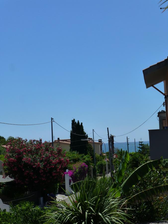 Casa Vacanza Appartamenti Al Mare Capoterra Exterior foto