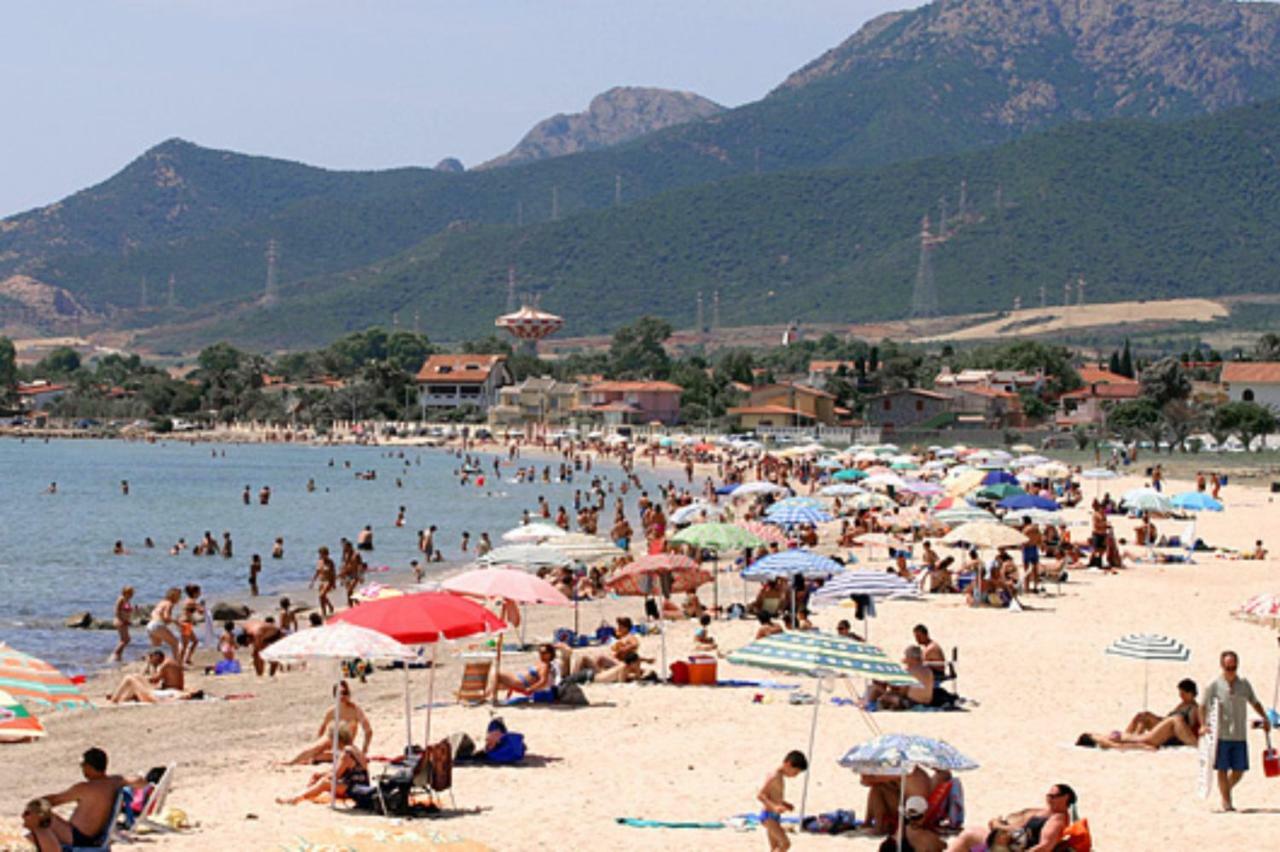 Casa Vacanza Appartamenti Al Mare Capoterra Exterior foto